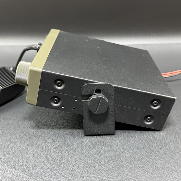 Cobra 41 Plus CB Radio 40 Channel NOAA Weather with Mic and Mount Untested - Picture 7 of 8